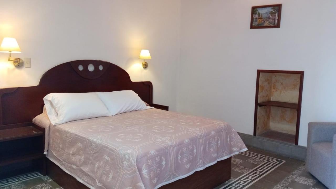 Hotel Marmoy Cholula Exterior photo