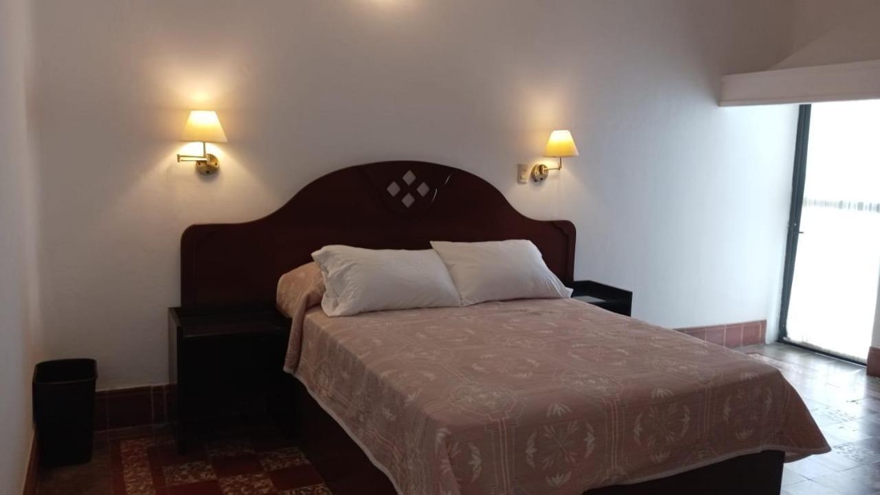 Hotel Marmoy Cholula Exterior photo